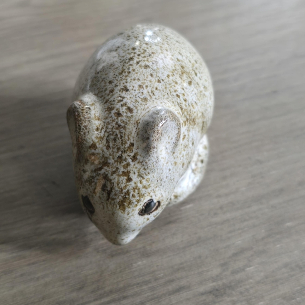 Vintage Pigeon Forge Pottery Mouse